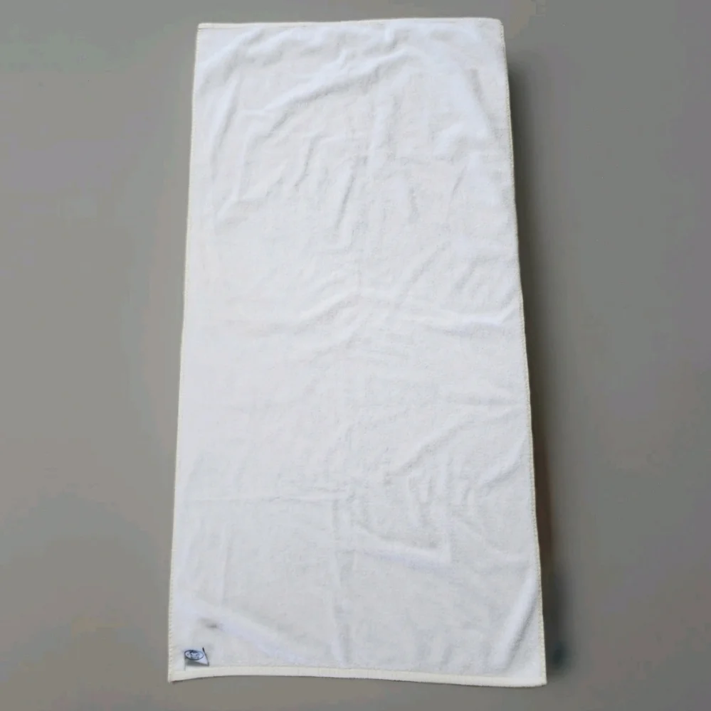 Laura Ashley Rosebud Scatter Bath Towel • 100% Cotton